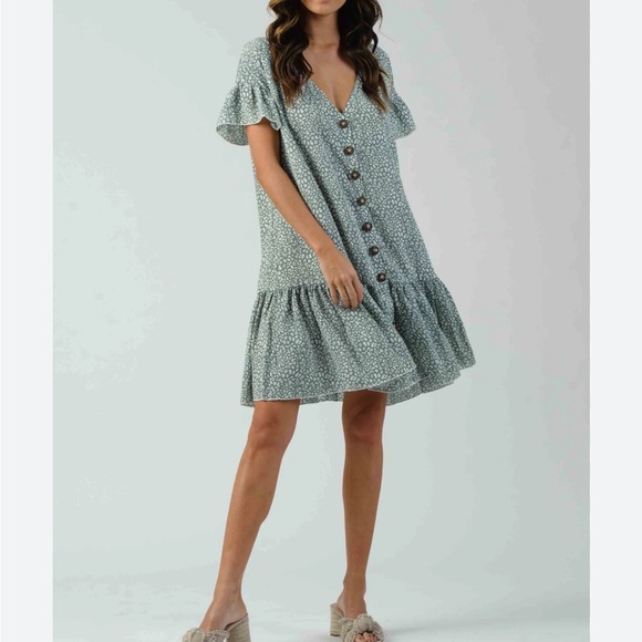 NWT Lucca Couture Sage Leopard Button-Down Dress - Picture 2 of 7